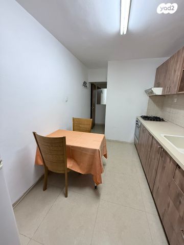 דירה, נתיב חן 65, נווה שאנן, חיפה