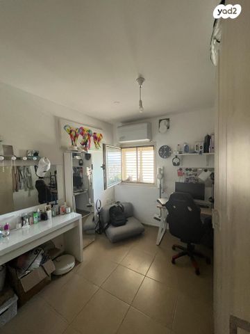 נווה גנים 23