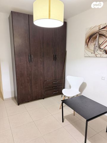 דירה, נתיב חן 65, נווה שאנן, חיפה