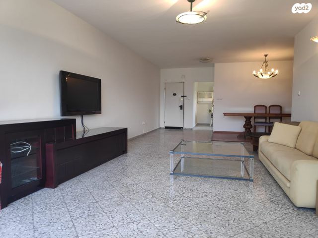 דירה, יהודה הנשיא 45, נווה אביבים, תל אביב יפו