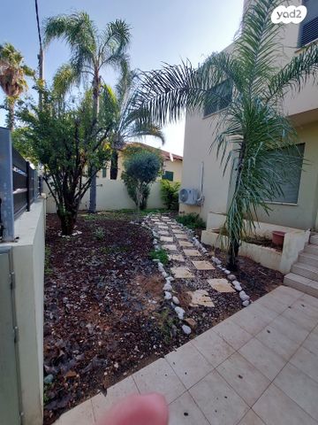 דו משפחתי, באר גנים 43, באר גנים, אבן יהודה