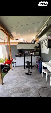 דו משפחתי, המרגלית 46, הפרחים, קרית גת