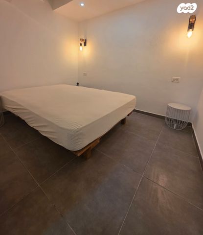 מרתף/ פרטר, נחלת בנימין 159, פלורנטין, תל אביב יפו