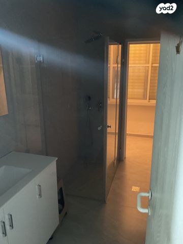 דירה, יעקב 26, ג' / מרכז מזרח העיר, רחובות