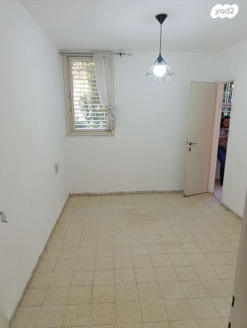 דירה, הכרמל 83, מרכז, כפר סבא