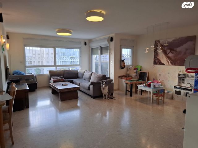 שדרות מנחם בגין 1