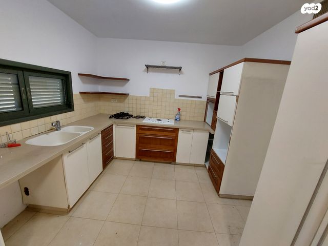 דו משפחתי, באר גנים 43, באר גנים, אבן יהודה