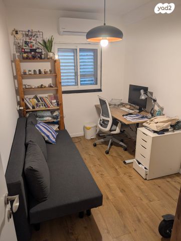 דירה, הגיבור האלמוני 34, יד אליהו, תל אביב יפו