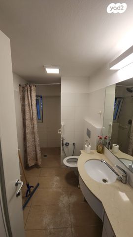 דירה, שדרות בן מיימון 17, רחביה, ירושלים