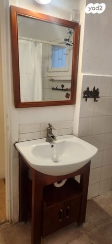 דירה, לביא 6, מעונות פועלים, גבעתיים