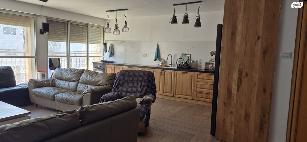 גג/ פנטהאוז, וייצמן 6, עיר, מרכז העיר, נהריה