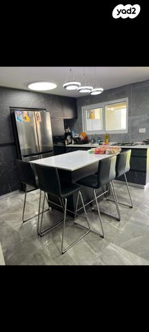 דו משפחתי, המרגלית 46, הפרחים, קרית גת