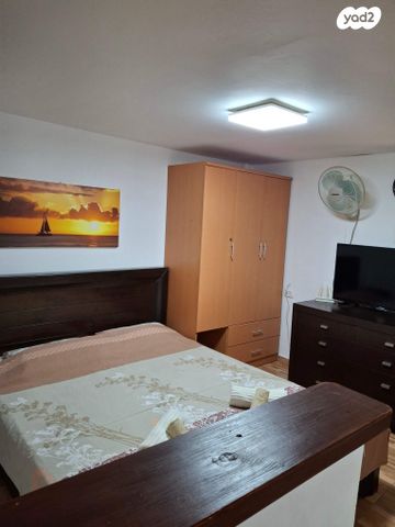 יחידת דיור, הפרדסים 1, כפר יעבץ, כפר יעבץ