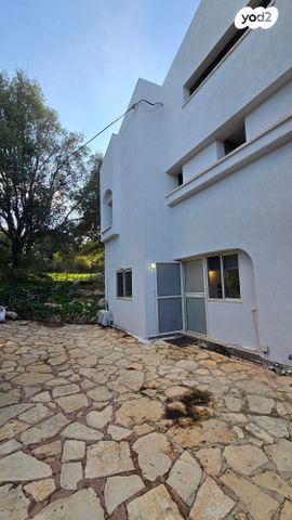 יחידת דיור, ברוש 9, הילה, הילה