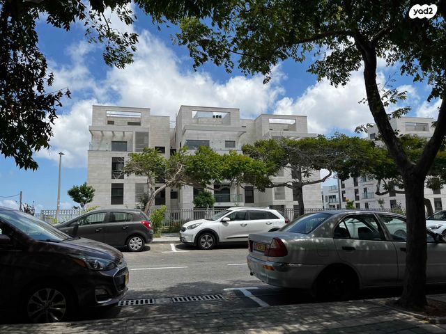 דירה, עמירם חרלף 5, אחוזה, חיפה