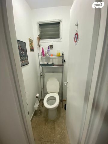 דירה, יצחק בן צבי 1, גיורא, רמלה