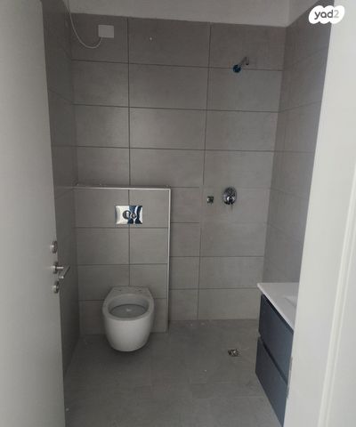 דירה, אמנון ליפקין שחק 1, נוף הטיילת, נתניה