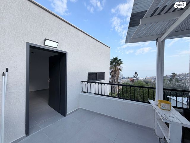 דירה, תמר 35, מורדות טבריה, טבריה