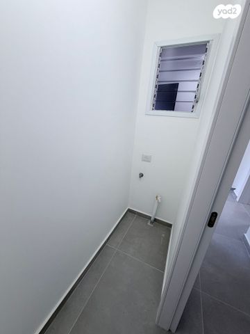 דירה, תמר 35, מורדות טבריה, טבריה