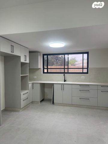 בית פרטי/ קוטג', החוגלה 17, אליכין, אליכין