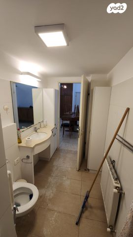 דירה, שדרות בן מיימון 17, רחביה, ירושלים