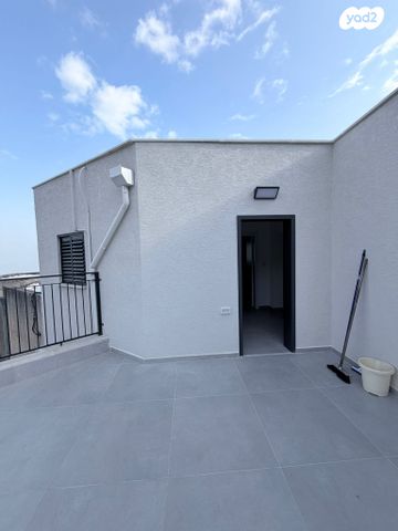 דירה, תמר 35, מורדות טבריה, טבריה