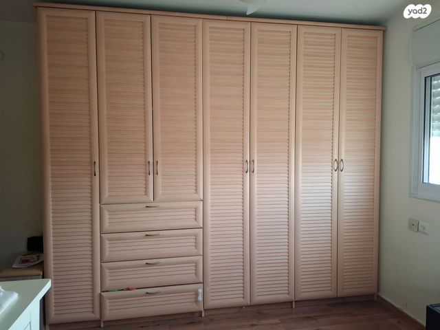 דירה, שדרות מנחם בגין 1, קרית הסביונים, יהוד מונוסון