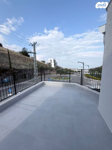 דירה, תמר 35, מורדות טבריה, טבריה