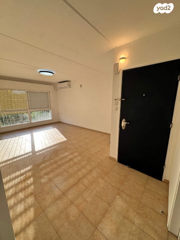 דירה, תבור 18, קרית ים ד', קרית ים