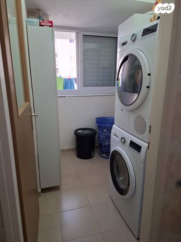 דירה, שדרות מנחם בגין 1, קרית הסביונים, יהוד מונוסון