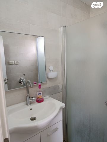 בית פרטי/ קוטג', נעמי, נעמי, נעמי