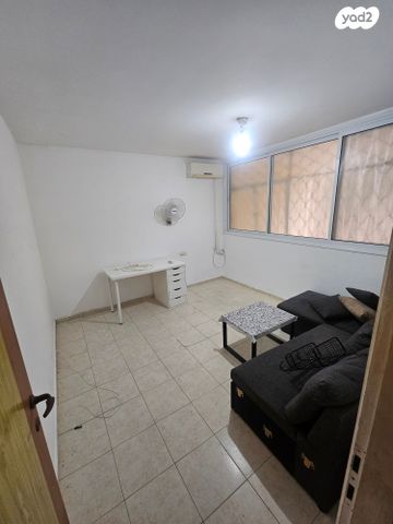 יחידת דיור, כינרת 45, רובע י"א, אשדוד