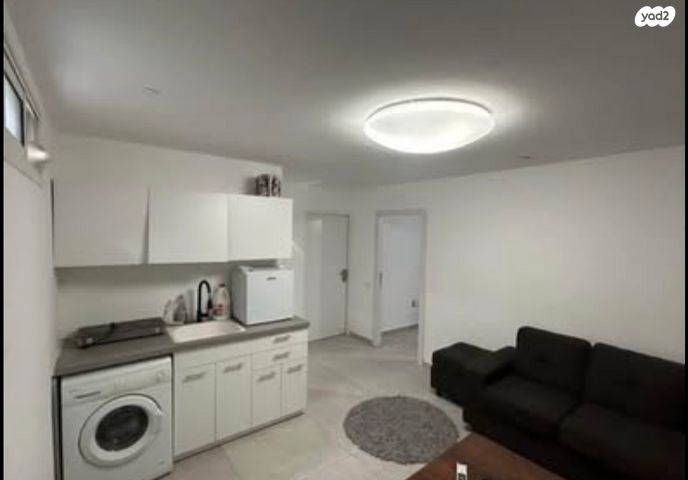 מרתף/ פרטר, דב קליין 14, אפרים, רחובות