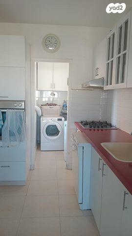 דירה, שדרות פנחס לבון 10, קרית נורדאו, נתניה