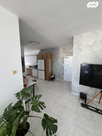 דירה, ההגנה 29, לב העיר, בת ים