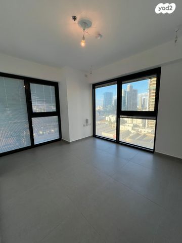 דירה, תוצרת הארץ 5, נחלת יצחק, תל אביב יפו