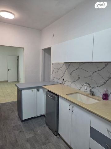 דירה, שיכון צבא קבע 5, שיכון צבא קבע, קרית ים