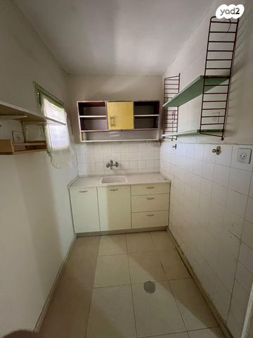 דירת גן, סמטת קטורה 24, העיר העתיקה, רמב"ם, דרום, באר שבע