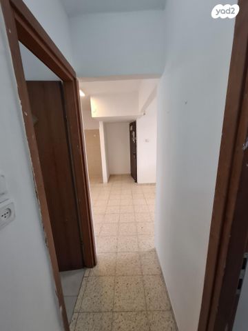 דירה, ליאון בלום 50, מרכז, קרית עבודה, חולון