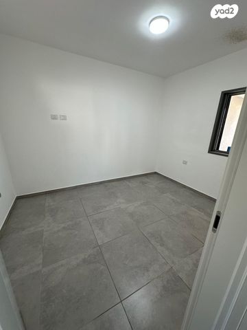 דירה, ארזים 8, אלקנה, אלקנה