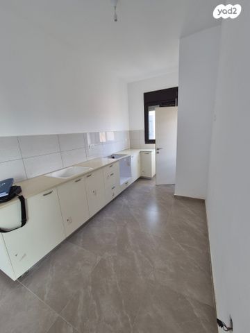 דירה, שחם 13, המגרסה, מבשרת ציון