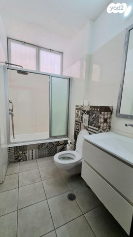 דירה, שדרות הרב לוין 15, גני מרום, רמת גן