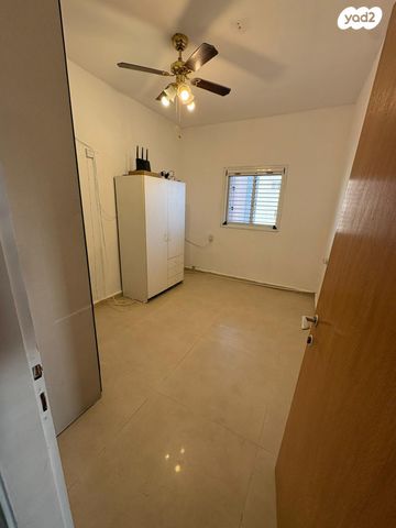 דירה, הרב לנדרס 7, רמת עמידר, רמת גן