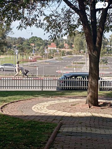 דירה, החלוץ 51, טרומפלדור, נהריה