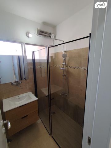 דירה, חזני 24, שכונה י"א, באר שבע