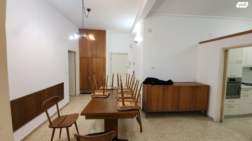 דירה, שדרות בן מיימון 17, רחביה, ירושלים