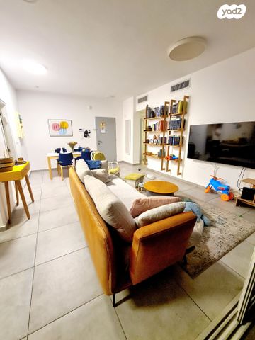 דירה, סנהדרין, עליות, רמת גן