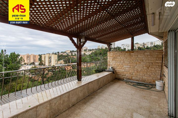 דירת גן, הדולב, כרמל מערבי, חיפה