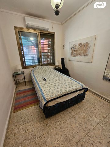 דו משפחתי, התירוש, זכרון יעקב