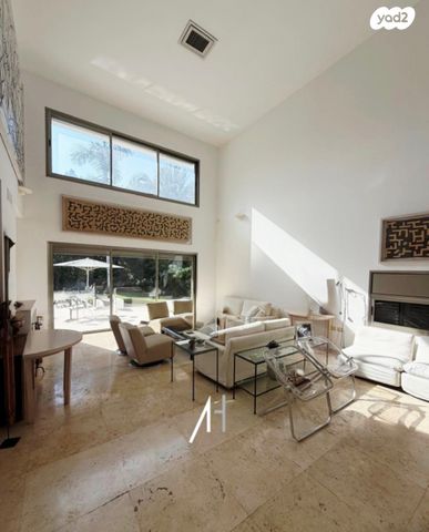 בית פרטי/ קוטג', סביון, סביון